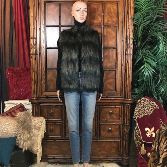 NWOT Jones New York Faux Mongolian Fur Cotton Blend Ribbed Knit Back Vest - Picture 4 of 11